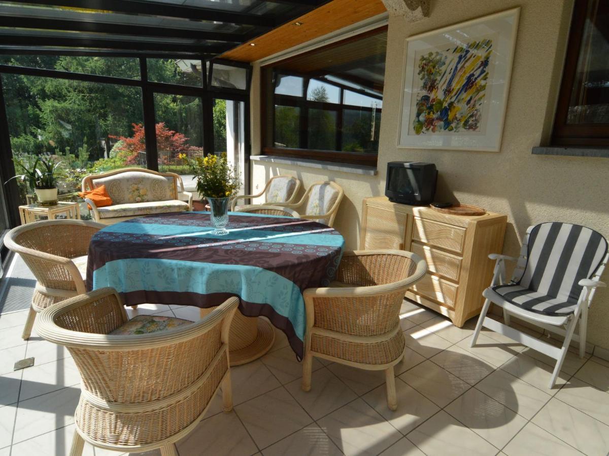 Elegant Villa In Stavelot With Fitness Playroom Номер фото
