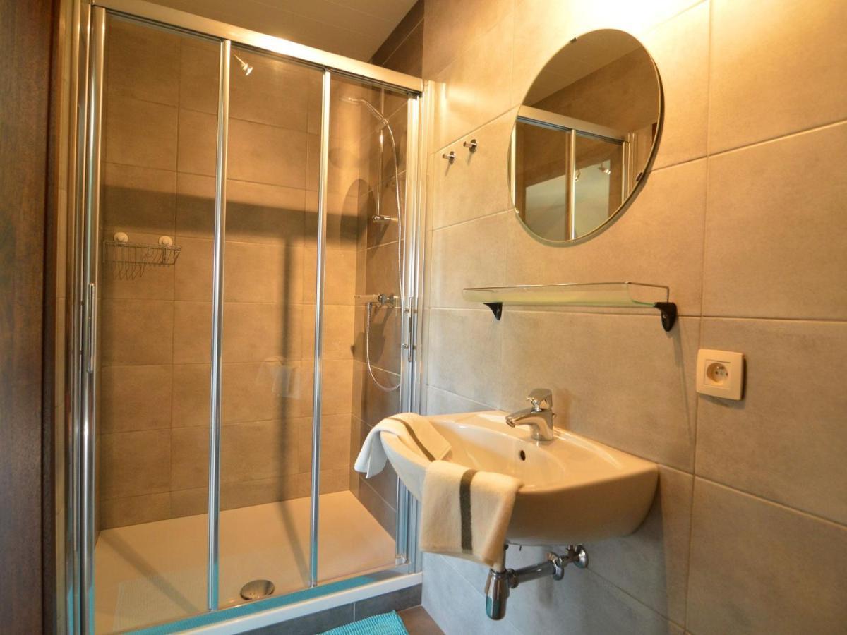 Elegant Villa In Stavelot With Fitness Playroom Экстерьер фото